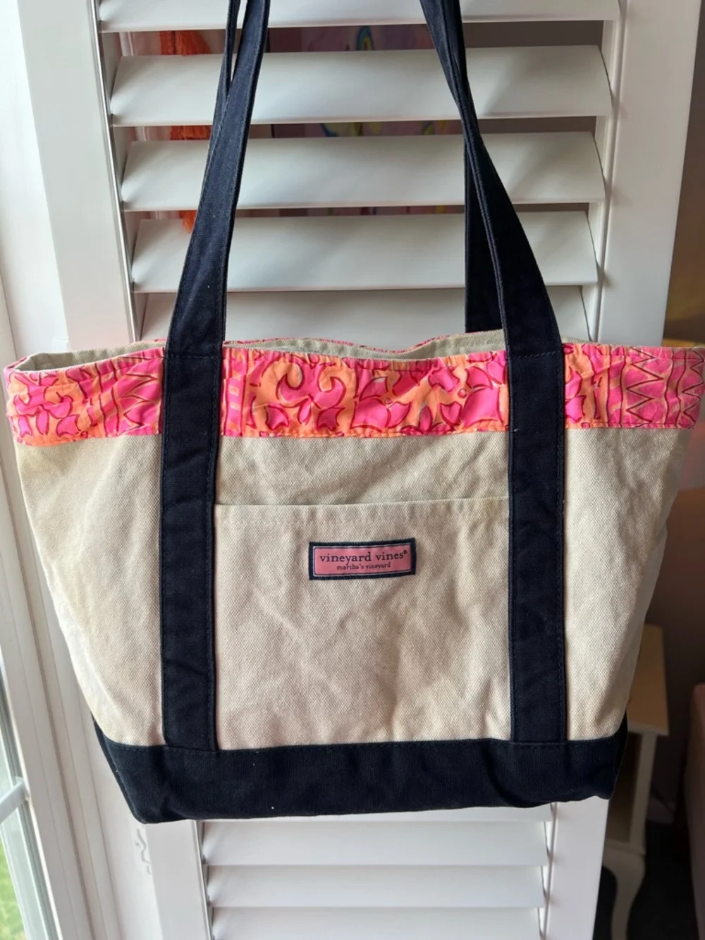 Vineyard Vines Tote Bag - Picture 4 of 7